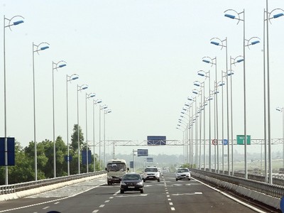 Xây dựng được hệ thống hạ tầng giao thông tốt sẽ thúc đẩy nền kinh tế phát triển