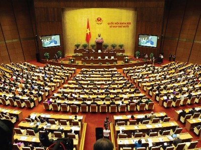 Chính phủ ước tính, trong số 14 chỉ tiêu kế hoạch phát triển kinh tế - xã hội đề ra cho năm 2015, dự kiến có 13 chỉ tiêu đạt và vượt kế hoạch