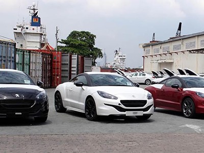 Ôtô là một trong những tài sản di chuyển của tổ chức, cá nhân được mang theo. Ảnh: S.T