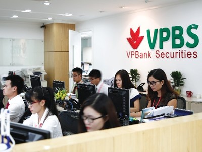 VPBS xác định lấy khách hàng là trung tâm và cố gắng đáp ứng tối đa nhu cầu đa dạng của khách hàng, với chất lượng cao nhất