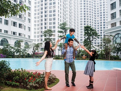 Tình người chung cư