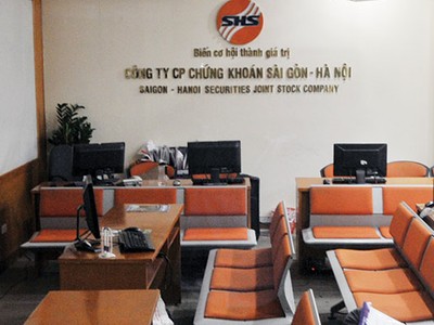 Chưa chốt sáp nhập SHBS vào SHS