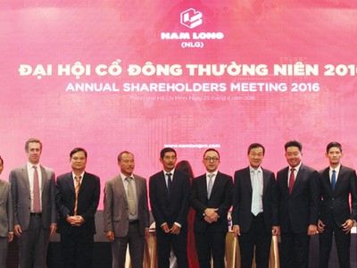 ĐHCĐ NLG vừa qua đã bầu HĐQT với 5/10 thành viên là người nước ngoài giàu kinh nghiệm trong lĩnh vực bất động sản, phát triển dự án đến từ các tổ chức đầu tư lớn
