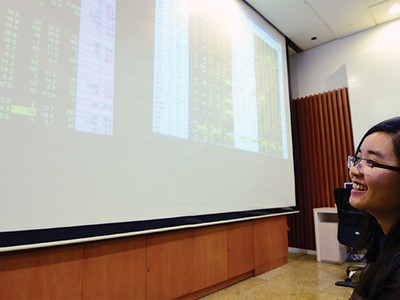 Cổ phiếu ngân hàng có cơ hội tăng trong năm 2016?