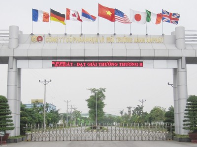 AAA xin ý kiến cổ đông để chuyển sàn sang HOSE