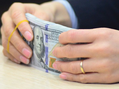 Xét về dài hạn, việc tận dụng thêm nguồn lực từ tiền cổ tức không chia sẽ tốt cho khả năng phát triển của ngân hàng