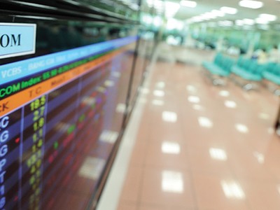 Đưa thị trường cổ phiếu tự do vào khuôn khổ quản lý