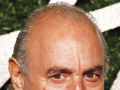 Tỷ phú Anh Philip Green đang phải vật lộn với khoản nợ 1,3 tỷ bảng Anh khi chuỗi cửa hàng BHS chuẩn bị tan rã, trong đó bao gồm 571 triệu bảng Anh nợ lương lương hưu của các nhân viên 