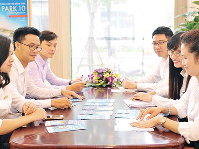 Các cán bộ quan hệ khách hàng của VietinBank đều có trình độ, kinh nghiệm và chuyên môn cao