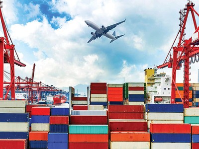 Trong định hướng phát triển chung, Vinafreight hướng đến mục tiêu phát triển bền vững với lĩnh lực tập trung là dịch vụ bán cước vận tải, dịch vụ logistic