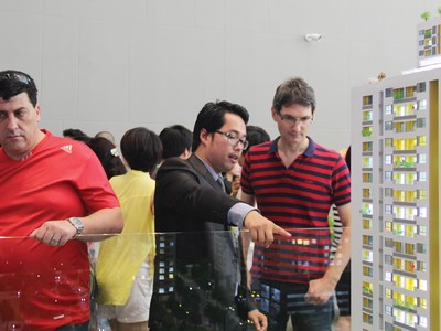 Sự sôi động của thị trường bất động sản đang kích thích các nhà đầu tư ngoại bỏ vốn vào thị trường này