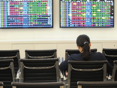 Thị trường chứng khoán phái sinh  chuẩn bị đi vào vận hành, đòi hỏi phải tăng cường công tác giám sát giao dịch chứng khoán