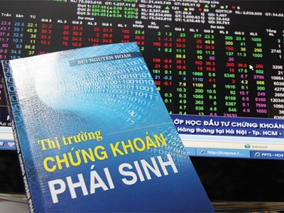 Cần tăng cường đào tạo về chứng khoán phái sinh cho nhà đầu tư