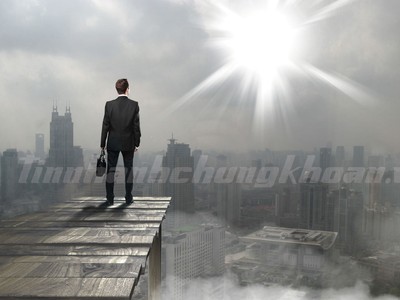 Tình trạng “đứng núi này trông núi nọ” thường xuyên xảy ra với các nhân viên môi giới địa ốc