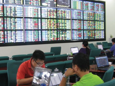 Điều gì đang chờ đợi VN-Index?