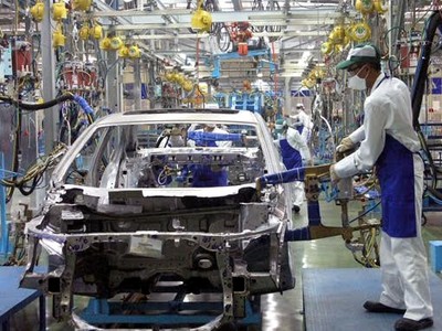 Việc đưa ngành “sản xuất, lắp ráp, nhập khẩu xe ô tô” vào danh mục ngành nghề kinh doanh có điều kiện lần này nhằm pháp lý hoá quy định về điều kiện kinh doanh đối với lĩnh vực này.