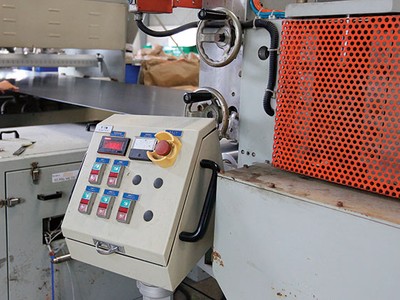 Có hay không có TPP thì Việt Nam vẫn phải nâng cao năng lực cạnh tranh ở cấp độ quốc gia, doanh nghiệp, sản phẩm và chuỗi cung ứng. (Trong ảnh: Công ty Hiền Lê ở Hải Dương, chuyên cung cấp phụ tùng cho Canon)                                        ảnh: đức thanh