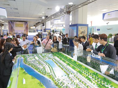 Các dự án bất động sản tại quận 2, TP.HCM như Dự án Lakeview City của Novaland nhận được nhiều quan tâm của khách hàng.