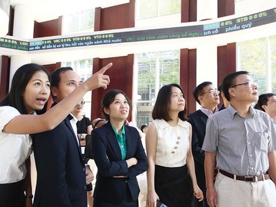 Sự ra đời của chứng quyền có bảo đảm kỳ vọng góp phần giúp TTCK sôi động hơn và thu hút vốn đầu tư nước ngoài