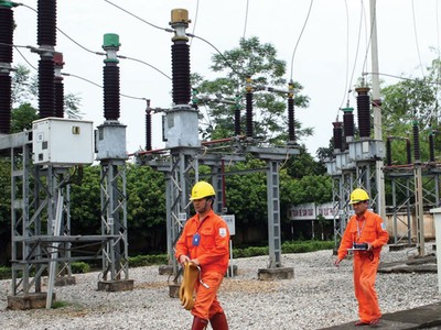 EVN đề nghị xem xét quy chế quyết định lựa chọn
tổ chức tư vấn cổ phần hóa, công bố giá trị doanh nghiệp