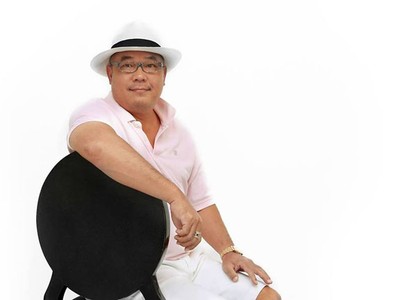 Doanh nhân Hoàng Khải