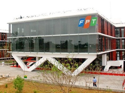 FPT thoái vốn mảng bán lẻ: Động lực tăng trưởng mới ở đâu?