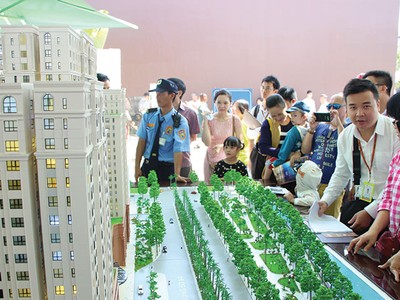 Có hàng trăm khoản phí cấu thành nên giá thành của căn hộ. Ảnh: Gia Huy