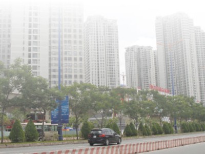 Hạ tầng giao thông liên vùng giúp thị trường
bất động sản TP.HCM phát triển đồng đều hơn. Ảnh: Gia Huy