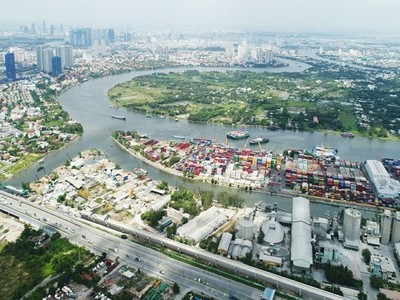 Với tiềm năng to lớn, khu Đông trở thành điểm đến hàng đầu của các nhà đầu tư bất động sản.