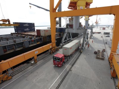 Vinalines thoát lỗ ngoạn mục