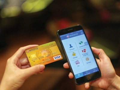 Trong tương lai, thẻ ngân hàng sẽ chỉ như một vật trang trí vì tất cả các giao dịch thanh toán sẽ thực hiện qua điện thoại
