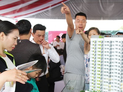 Vẫn còn những điểm chưa rõ dàng trong vấn đề bảo lãnh dự án nhà ở hình thành trong tương lai. Ảnh: Gia Huy