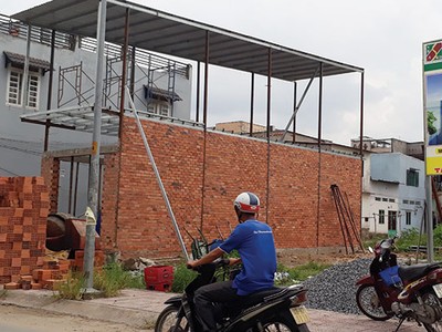 Giá đất nền tại khu Đông TP.HCM tăng mạnh kể từ đầu năm. Ảnh: Việt Dũng