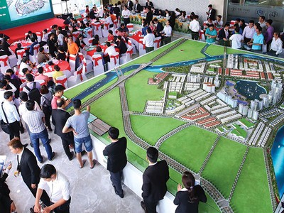 Tình trạng dự án bất động sản mở bán nhưng chưa xong thủ tục pháp lý đang diễn ra phổ biến hiện nay. Ảnh: Gia Huy