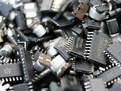 Cổ phiếu của Dialog Semiconductor đã giảm tới hơn 40% kể từ đầu năm, sau những thông về việc ngừng hợp tác của Aple