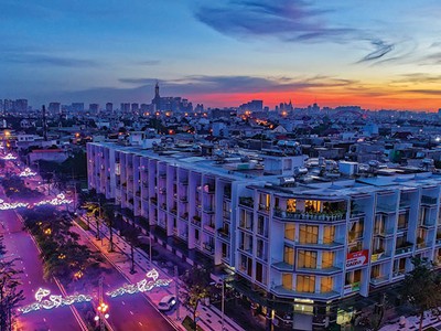 Hình nhà phố thương mại Khu đô thị Vạn Phúc về đêm