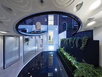 Sun Rain Room, căn phòng của mưa và ánh nắng mặt trời