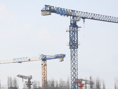 Các doanh nghiệp xây dựng trong nước hiện đang phụ thuộc lớn vào thị trường bất động sản