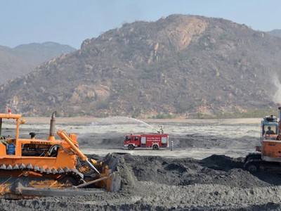 Thủ tướng yêu cầu Bộ Xây dựng xử lý lượng tro xỉ ngành nhiệt điện