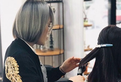 Những người Trung Quốc chọn đi làm thay vì về quê ăn Tết