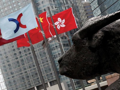 Giá nhiều cổ phiếu tăng gấp vài lần trong ngày đầu giao dịch đầu tiên, sau đó giảm mạnh