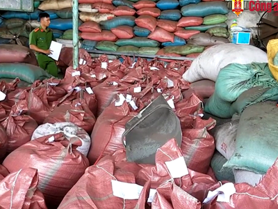 Cơ sở cà phê nhuộm pin của bà Nguyễn Thị Thanh Loan tại Đắk Nông bị phát hiện