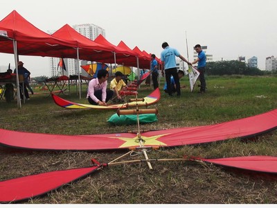 170 con diều tranh tài ở Hà Nội