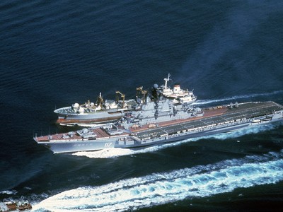 Vì sao Nga chưa thể trở thành cường quốc tàu sân bay?