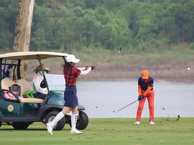 Sẽ quản lý sân golf bằng điều kiện kinh doanh