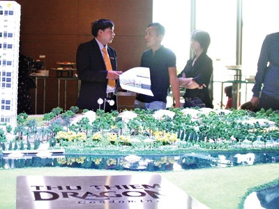 Dự án Thủ Thiêm Dragon được cho là huy động vốn khách hàng khi chưa có giấy phép xây dựng.Ảnh: Gia Phú