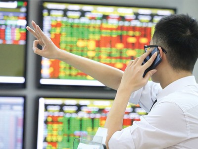 Cổ phiếu tăng trưởng phục hồi mạnh