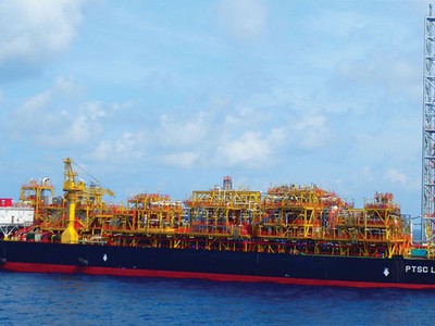 Theo PVS, hầu hết các dự án phát triển mỏ dầu khí biển trong và ngoài nước tiếp tục bị giãn, dừng triển khai dẫn đến khối lượng công việc giảm sút