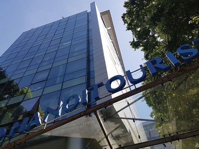 Nguyên nhân cổ phần hóa chậm tại nhiều doanh nghiệp là do tồn tại vướng mắc về đất đai, thời gian xử lý kéo dài