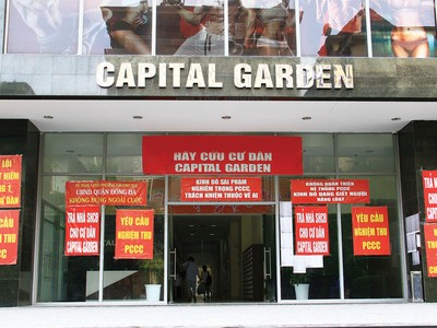 Nếu không ngồi lại với nhau và tìm được tiếng nói chung, mâu thuẫn chung cư sẽ không thể kết thúc. Ảnh: Thanh Huyền